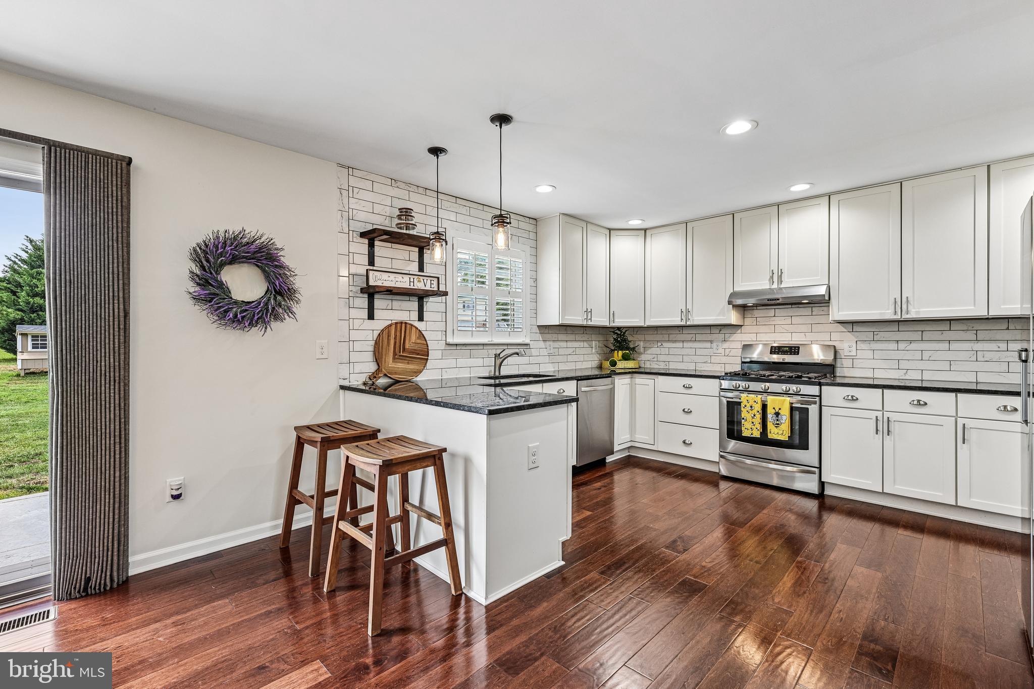 1550 Courthouse Road Catlett, VA 20119 - Photo 5 of 44 Gorgeous kitchen