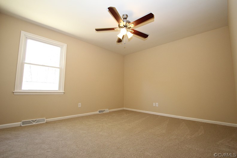 9726 Graves Road Petersburg, VA 23803 - Photo 10 of 12 Gallery Image 10