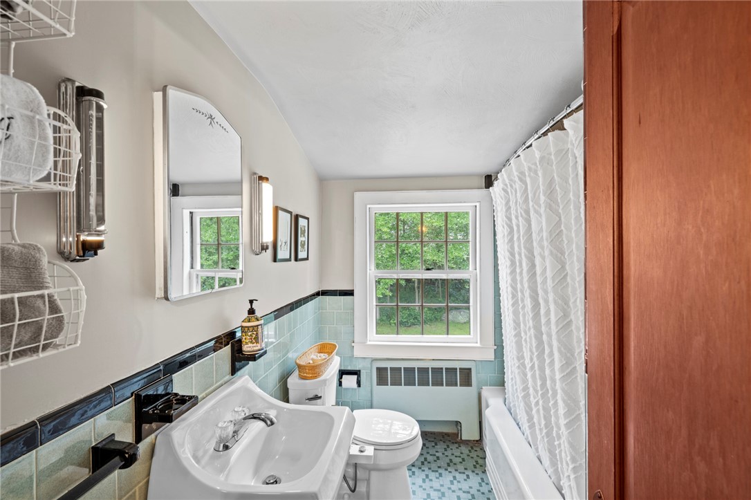 44 Broadway North Attleboro, MA 02760 - Photo 21 of 28