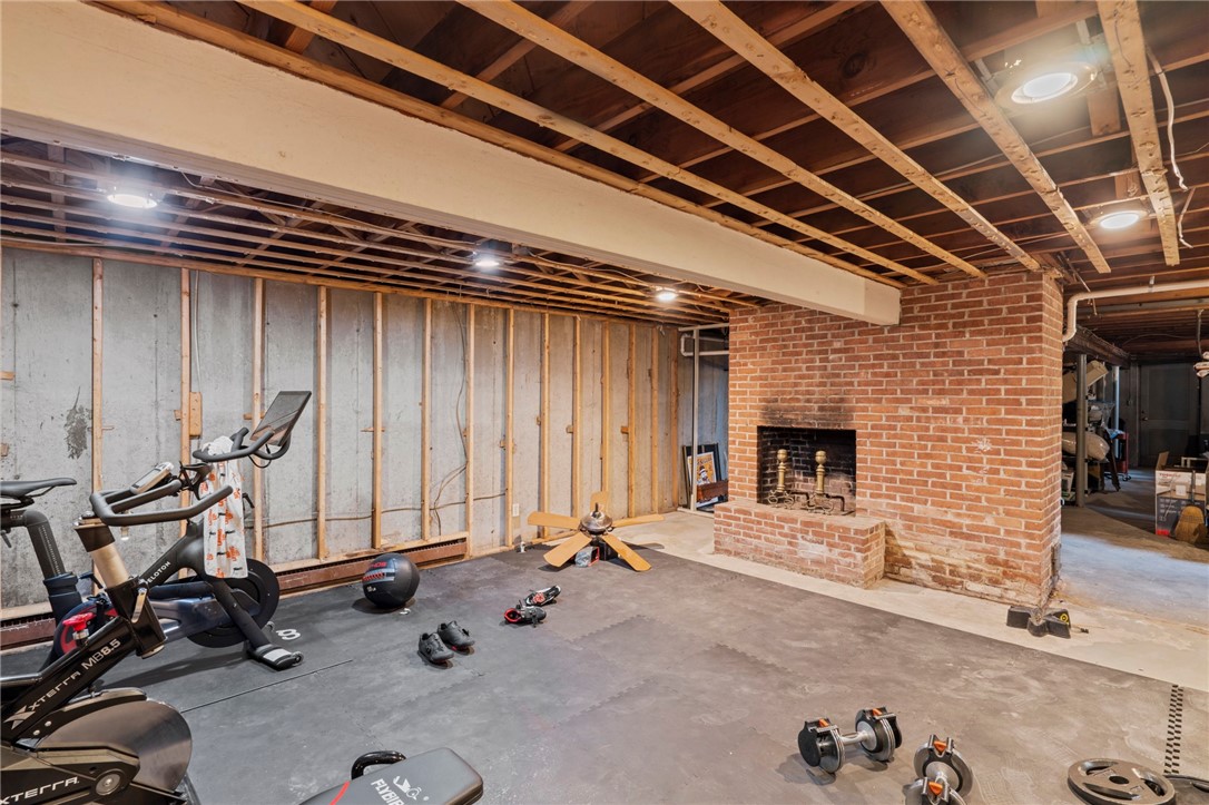 44 Broadway North Attleboro, MA 02760 - Photo 26 of 28