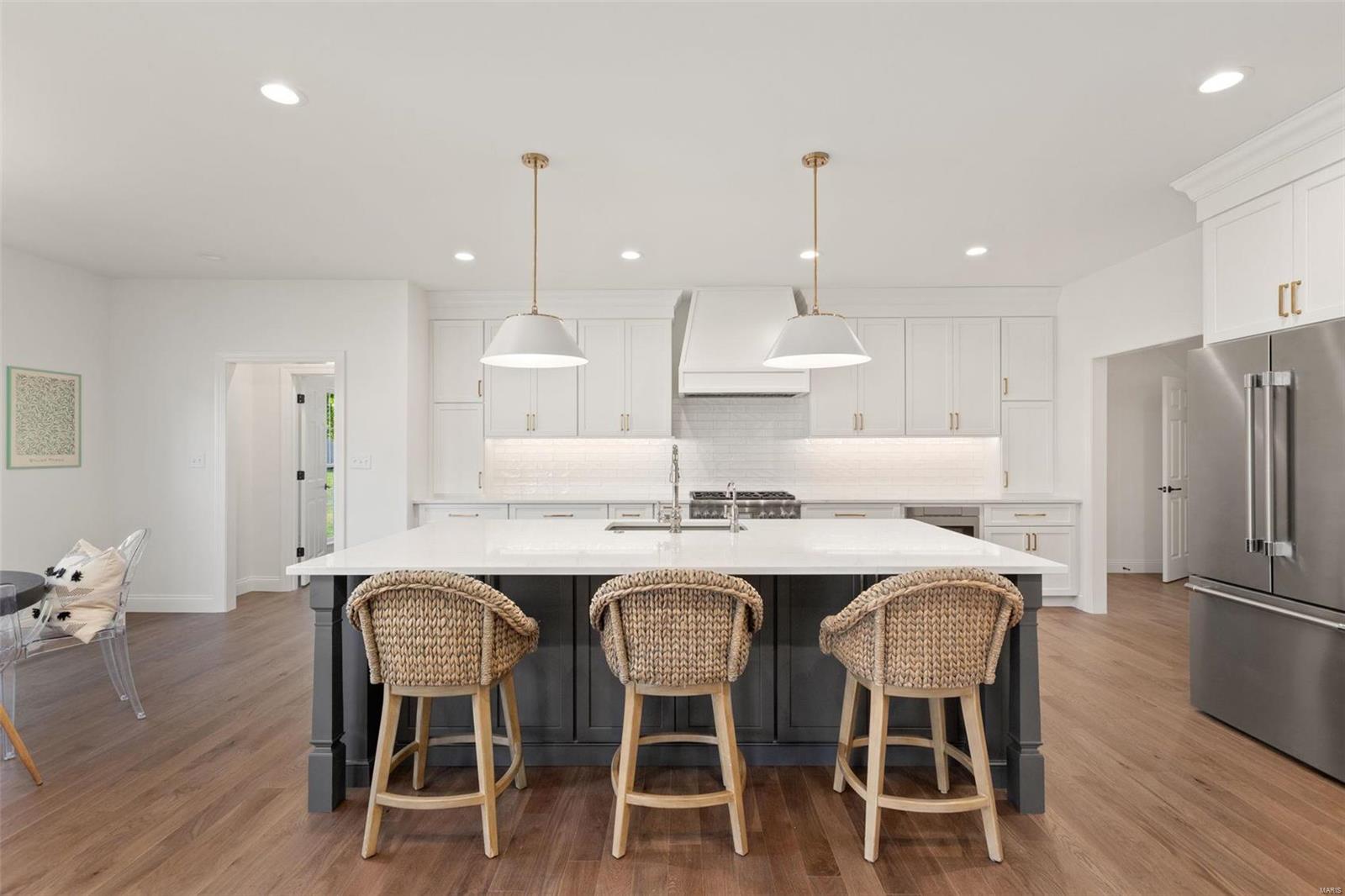 801 Hawbrook Road Glendale, MO 63122 - Photo 11 of 44