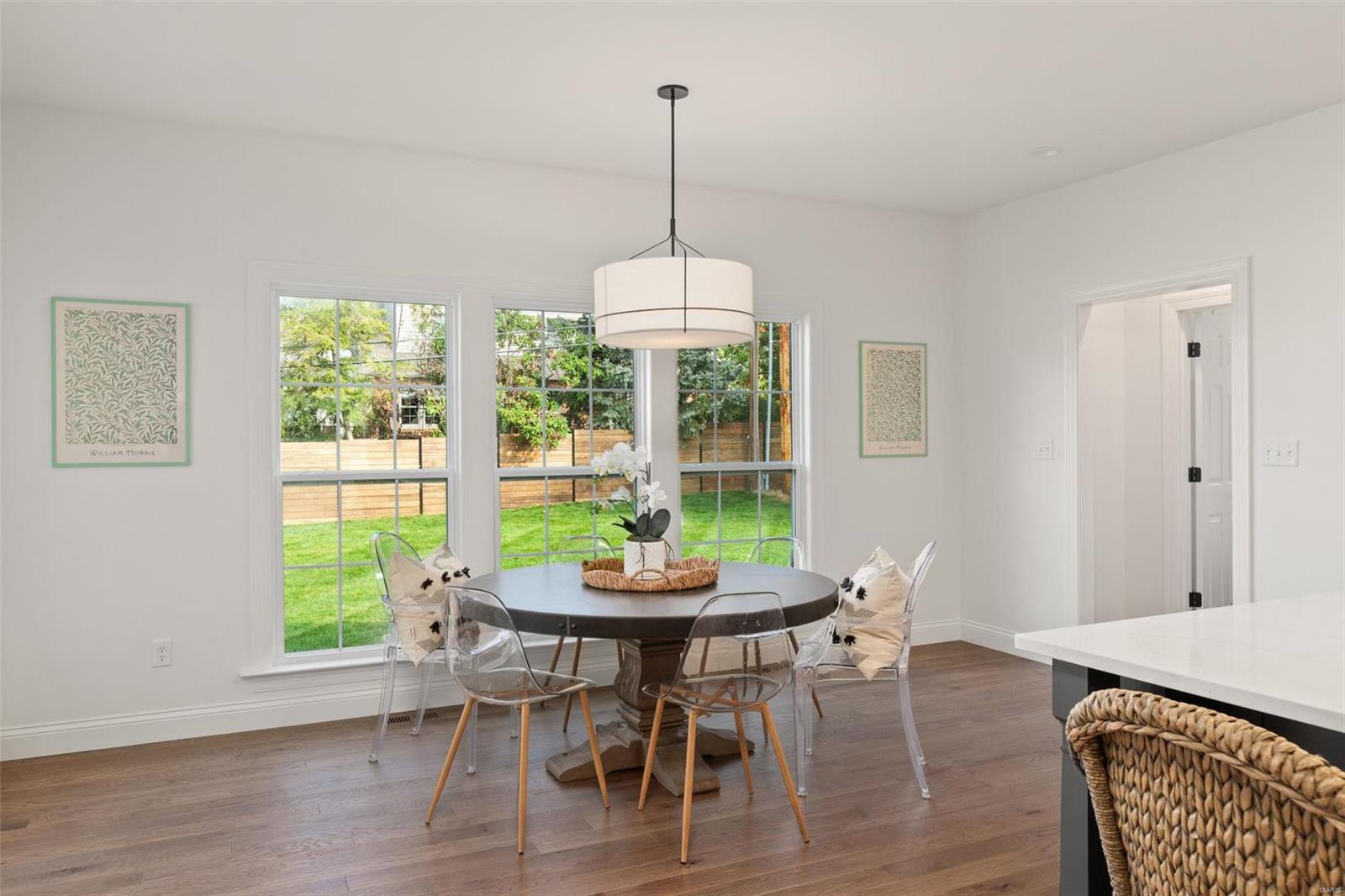 801 Hawbrook Road Glendale, MO 63122 - Photo 13 of 44