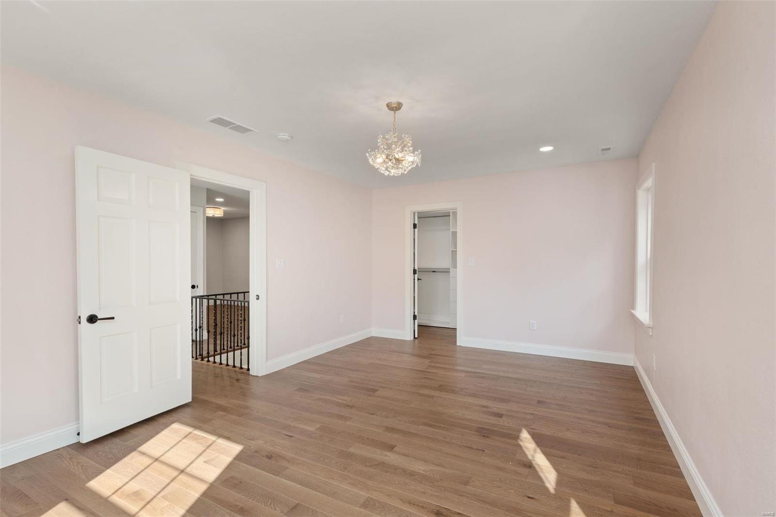 801 Hawbrook Road Glendale, MO 63122 - Photo 31 of 44