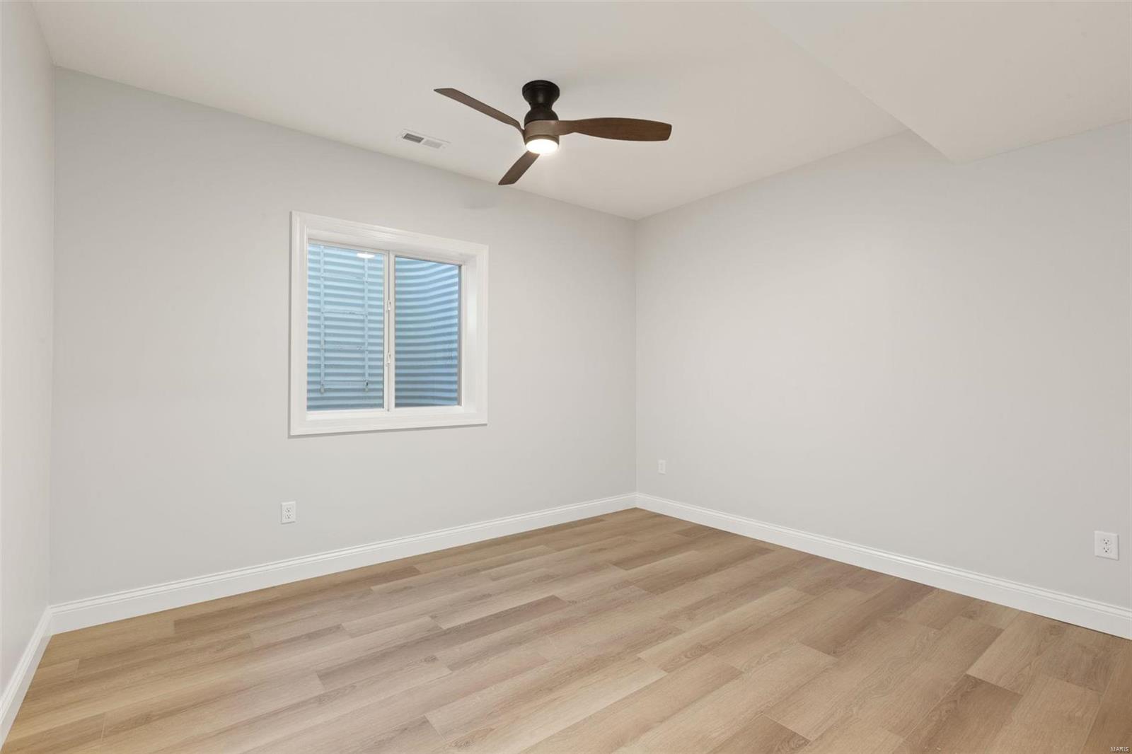 801 Hawbrook Road Glendale, MO 63122 - Photo 36 of 44