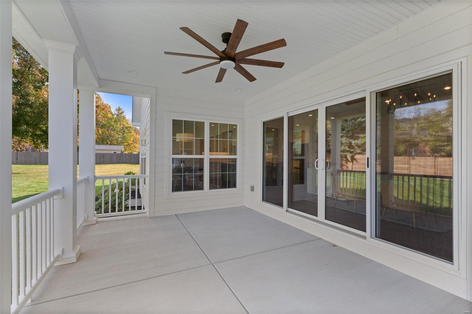 801 Hawbrook Road Glendale, MO 63122 - Photo 40 of 44