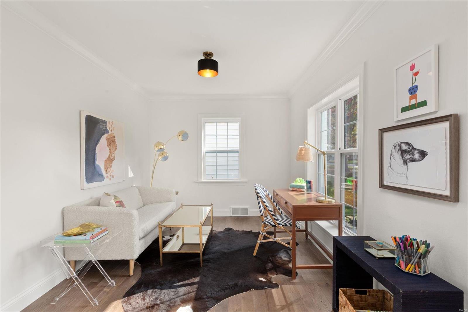 801 Hawbrook Road Glendale, MO 63122 - Photo 5 of 44