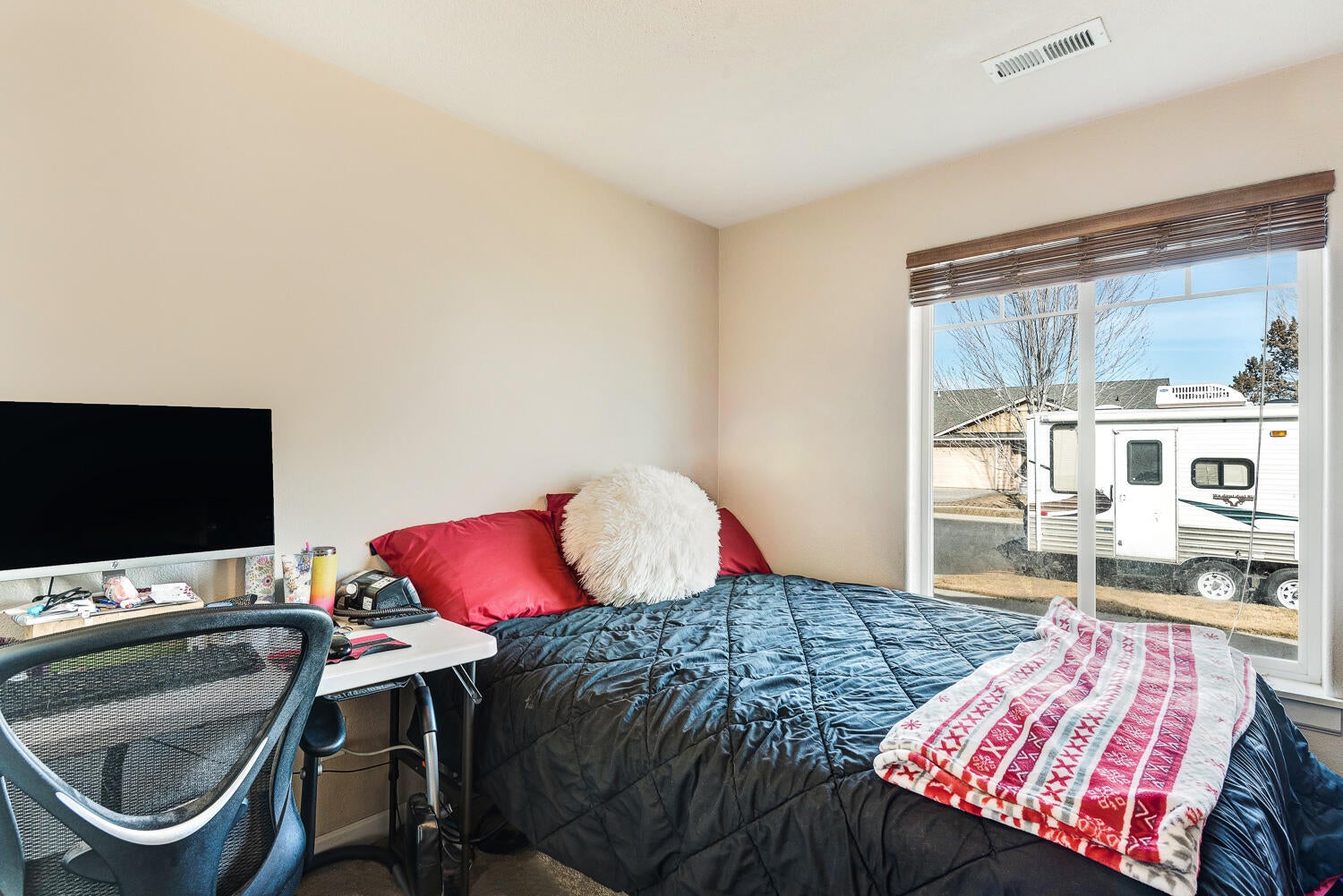 2846 Southwest Cascade Avenue Redmond, OR 97756 - Photo 12 of 15 2846 SW Cascade Ave - 12
