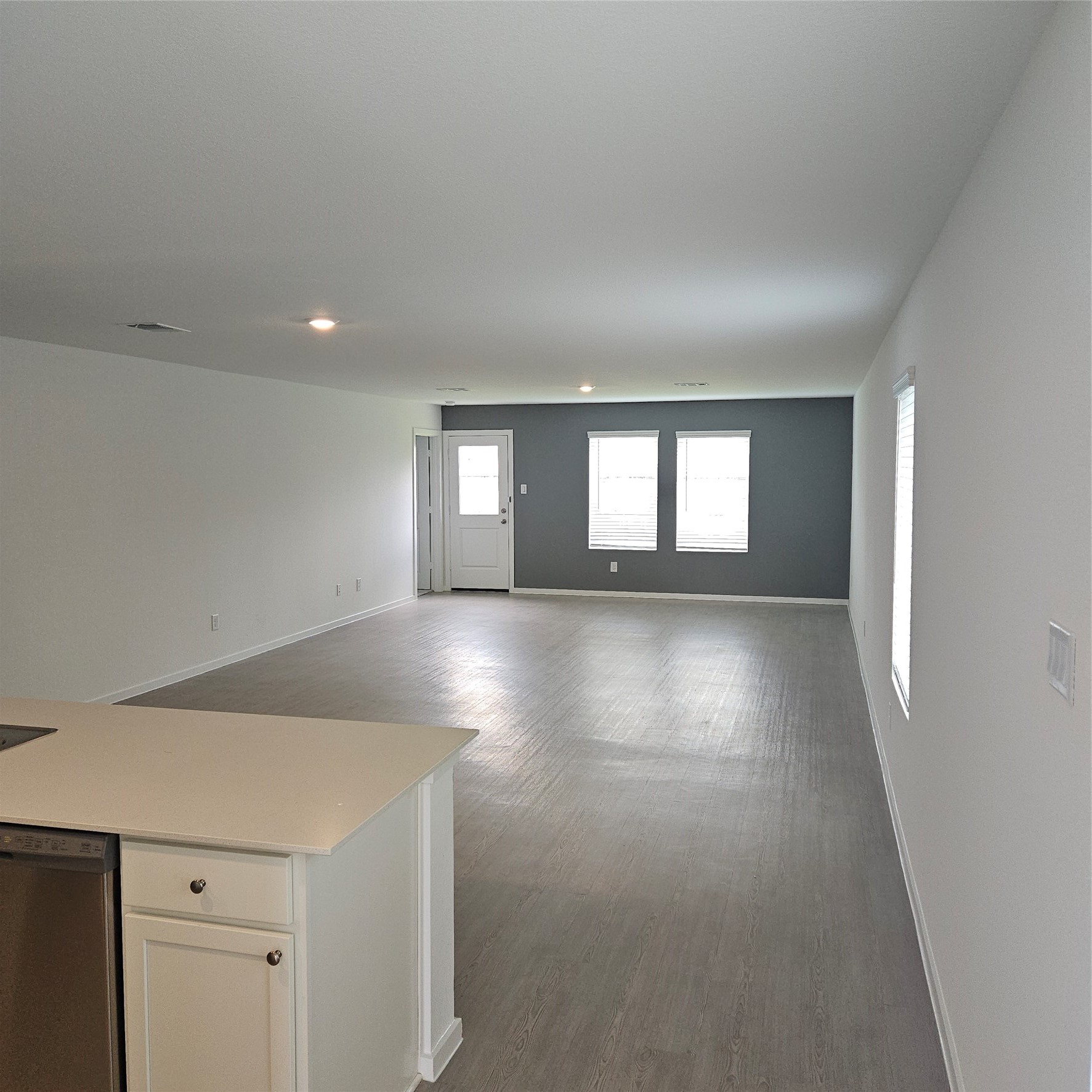 2107 Mosaic Vly Court Angleton, TX 77515 - Photo 4 of 9