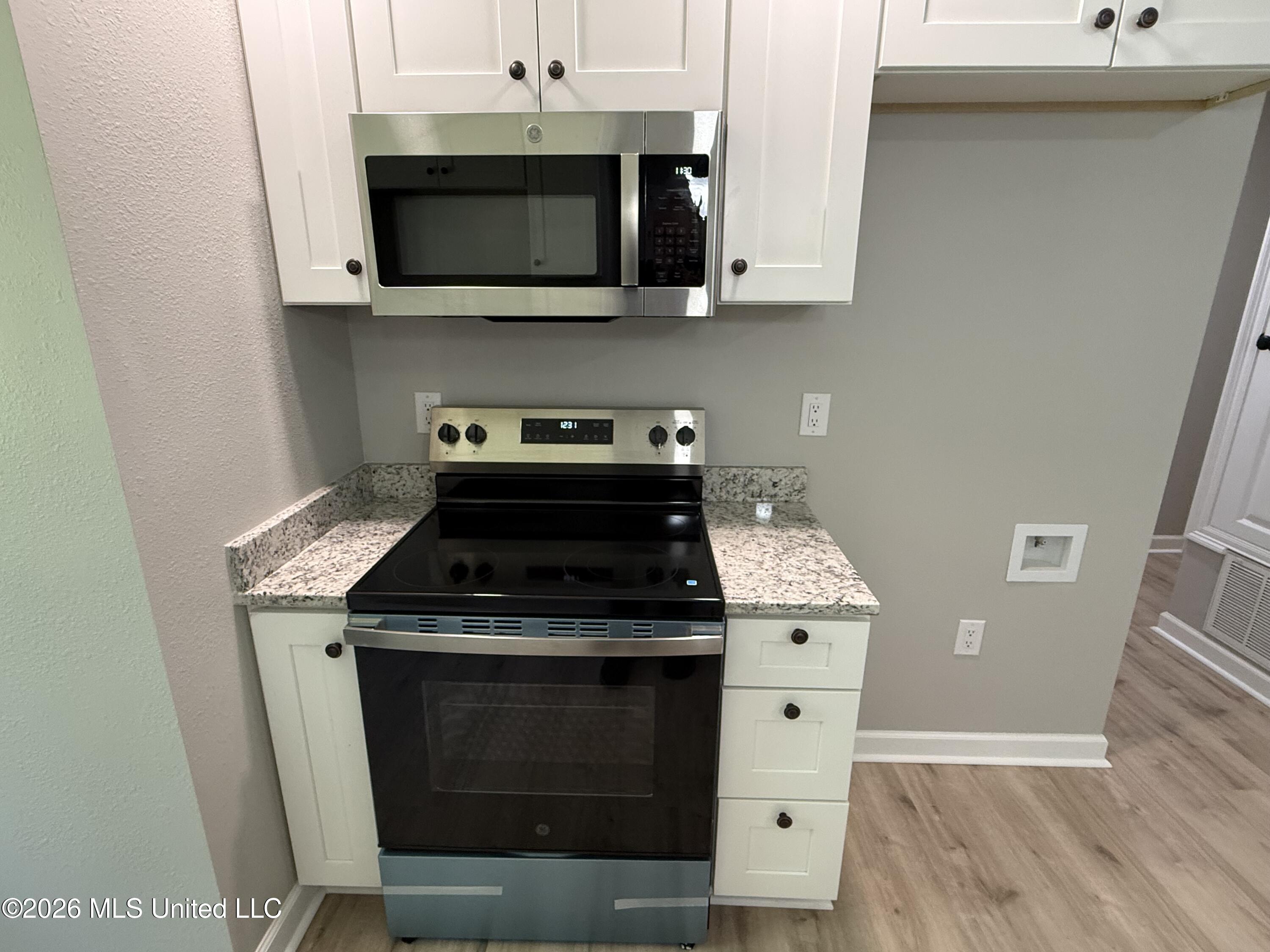 1400 Riverside Drive Gautier, MS 39553 - Photo 28 of 62 Kitchen 9