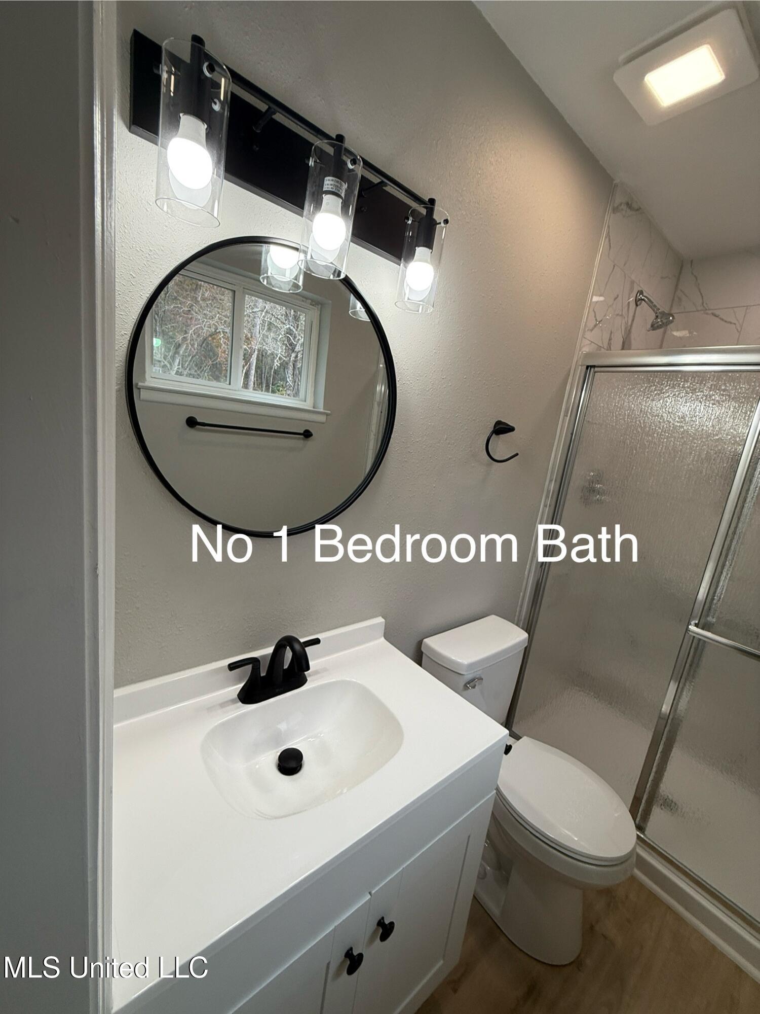 1400 Riverside Drive Gautier, MS 39553 - Photo 50 of 68 Master bath