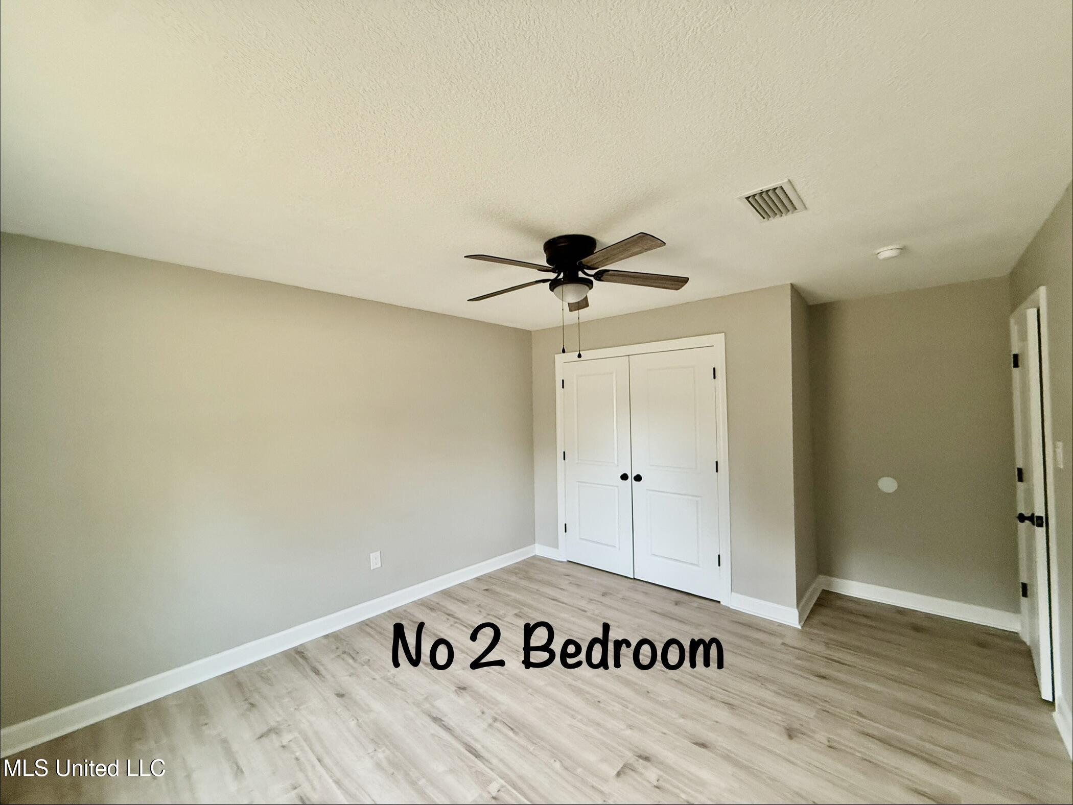 1400 Riverside Drive Gautier, MS 39553 - Photo 51 of 62 Big Bedroom