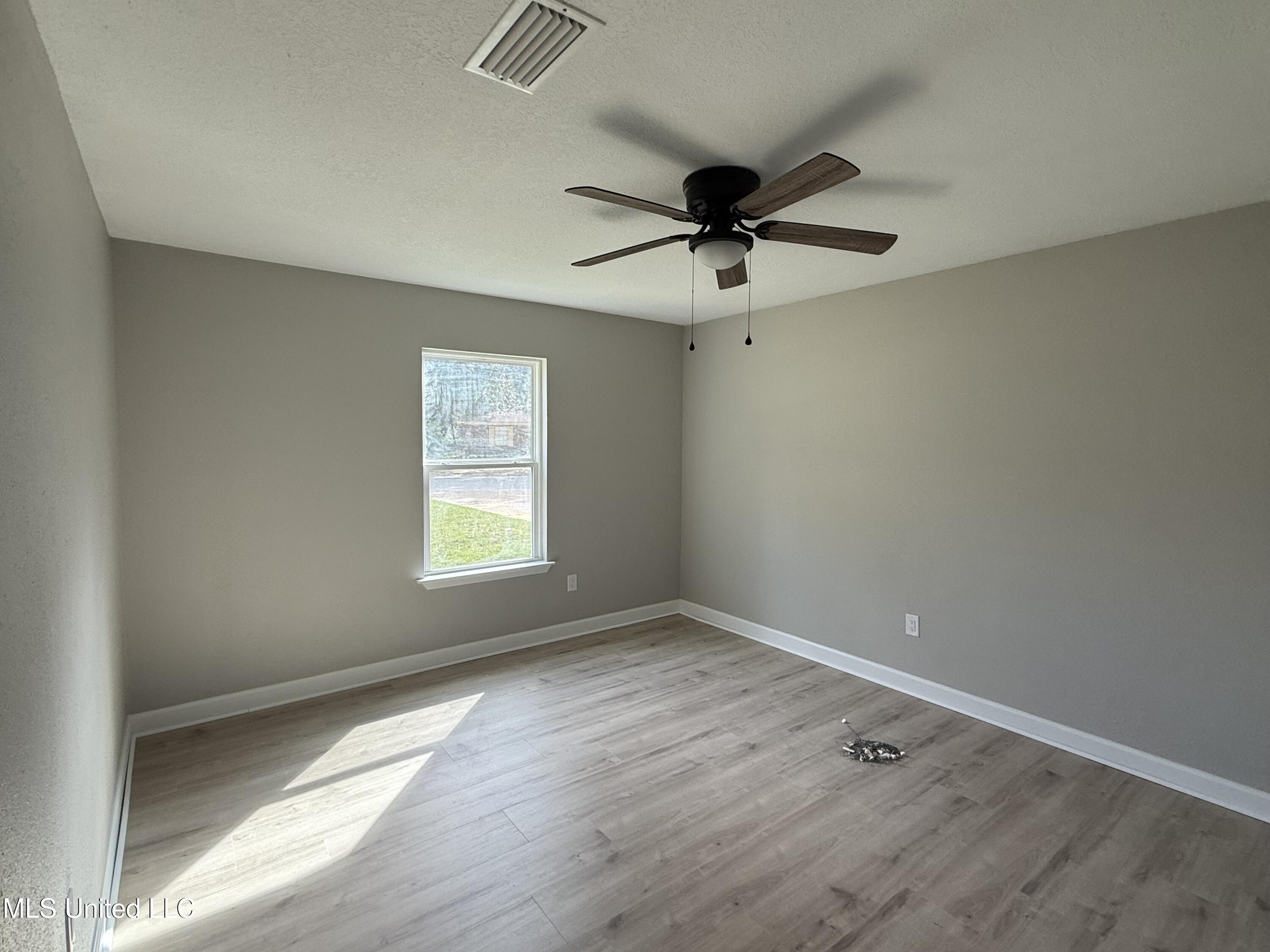 1400 Riverside Drive Gautier, MS 39553 - Photo 59 of 68 Bedroom 2