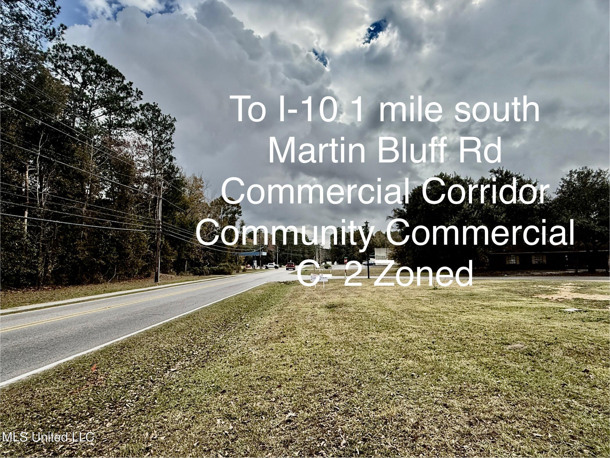 1400 Riverside Drive Gautier, MS 39553 - Photo 6 of 68 IMG_5623