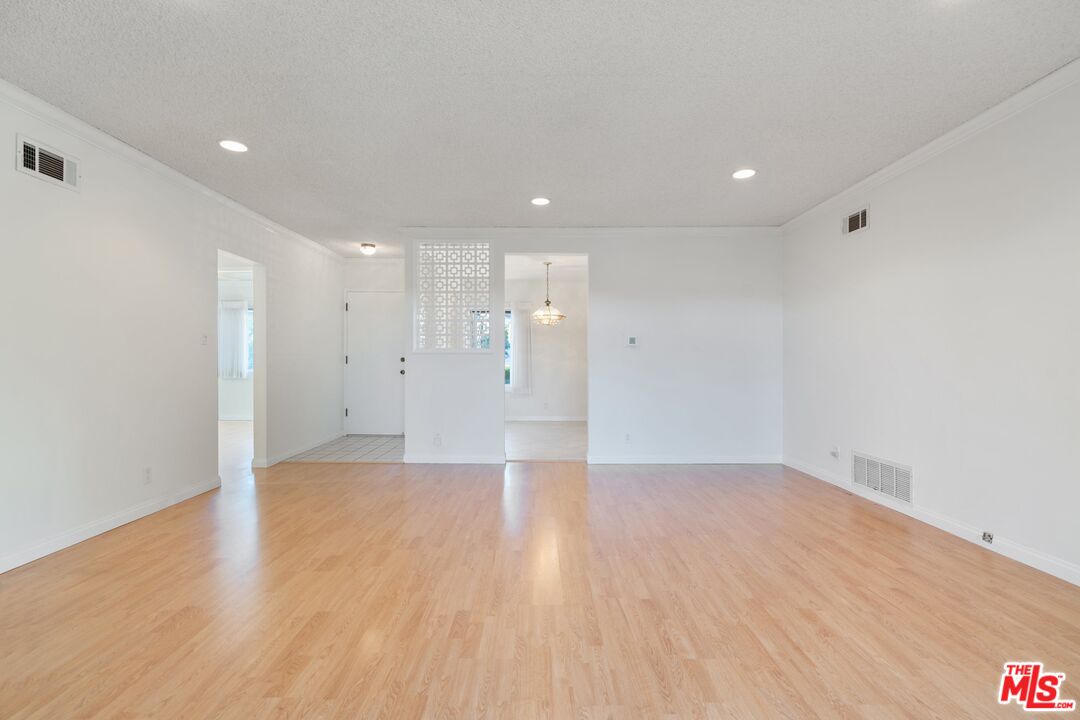 2648 Range Road Los Angeles, CA 90065 - Photo 12 of 26