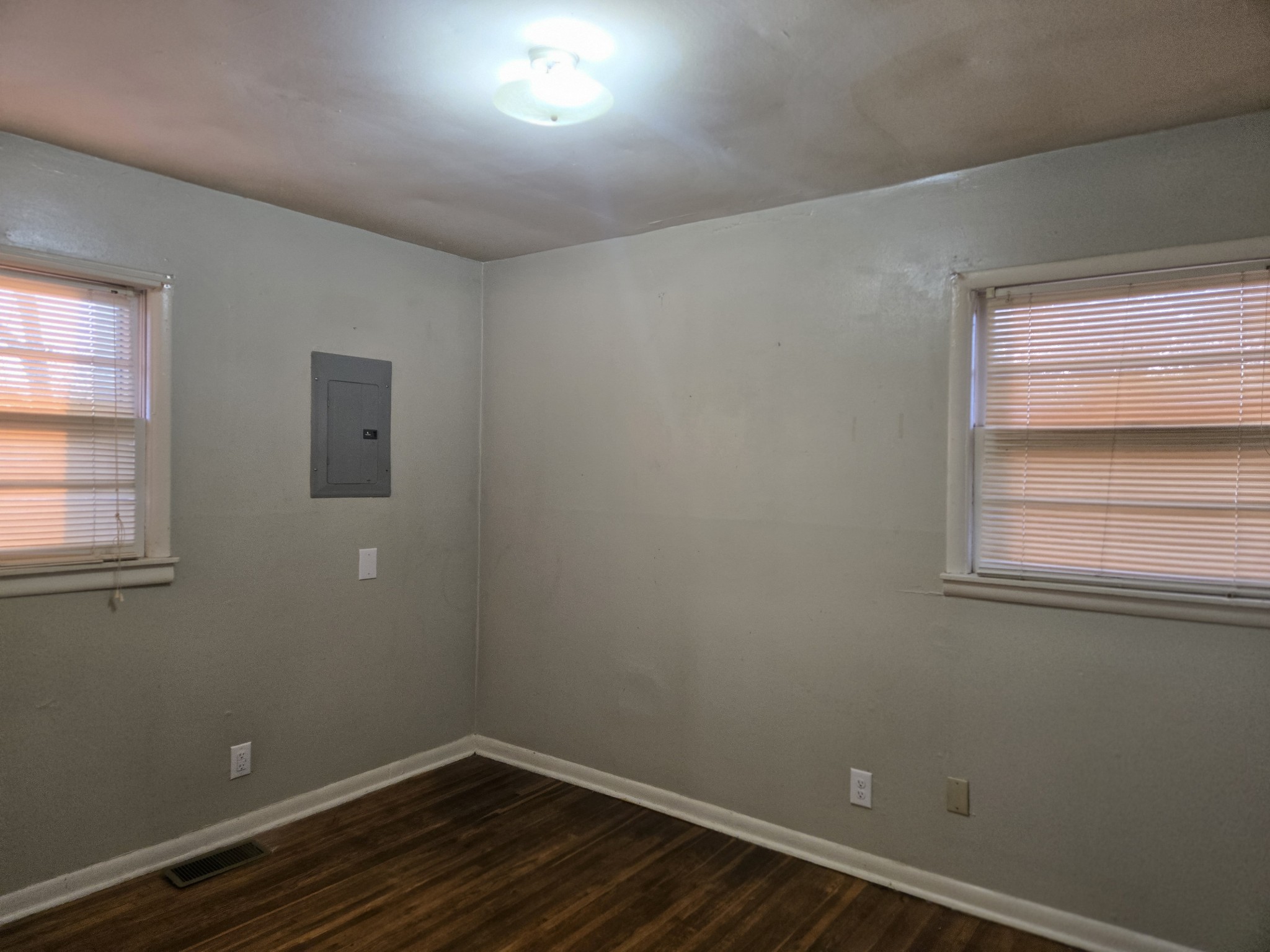 3139 Sunset Drive Springfield, TN 37172 - Photo 6 of 9