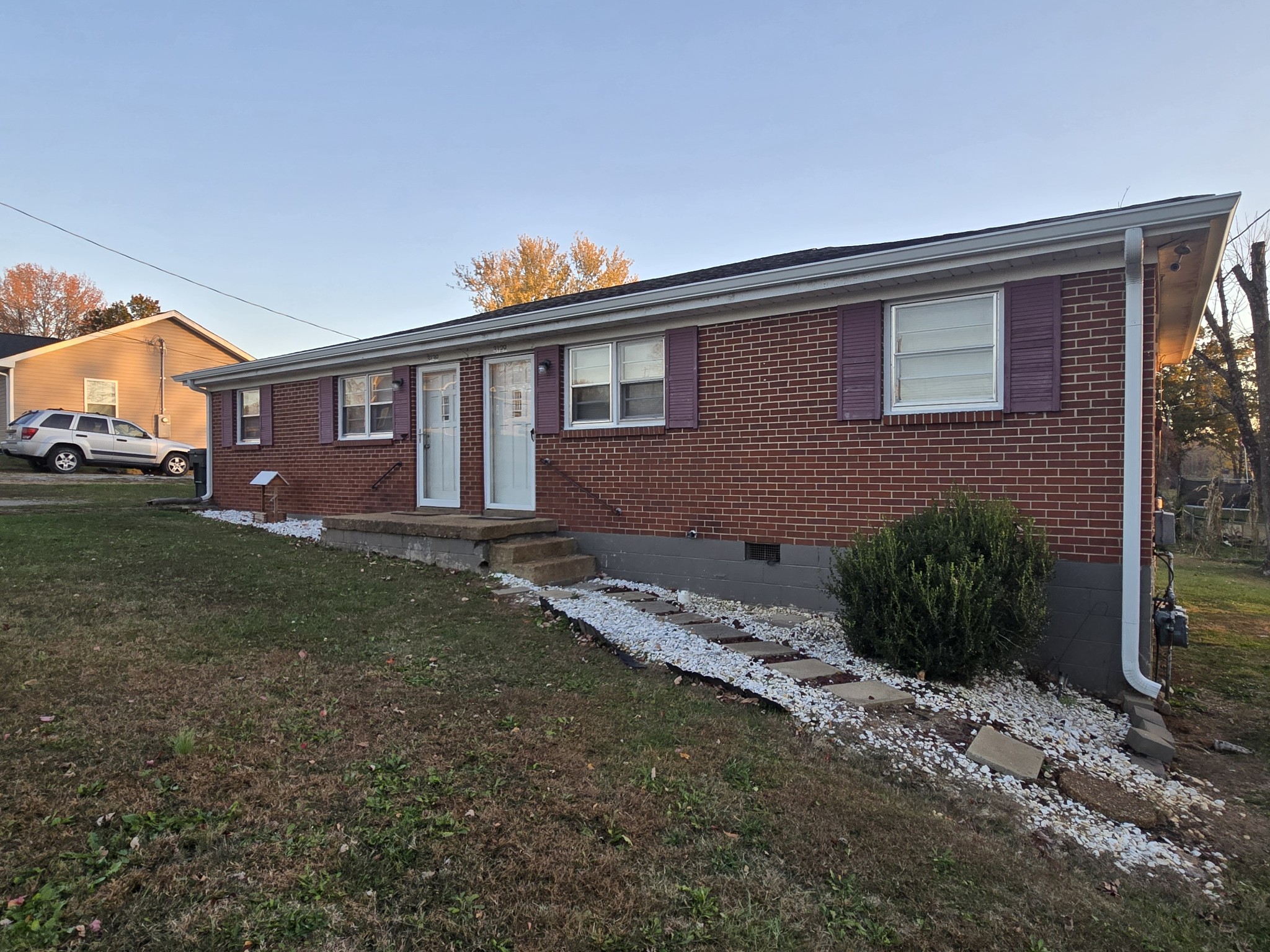 3139 Sunset Drive Springfield, TN 37172 - Photo 7 of 9 a house view with a backyard space
