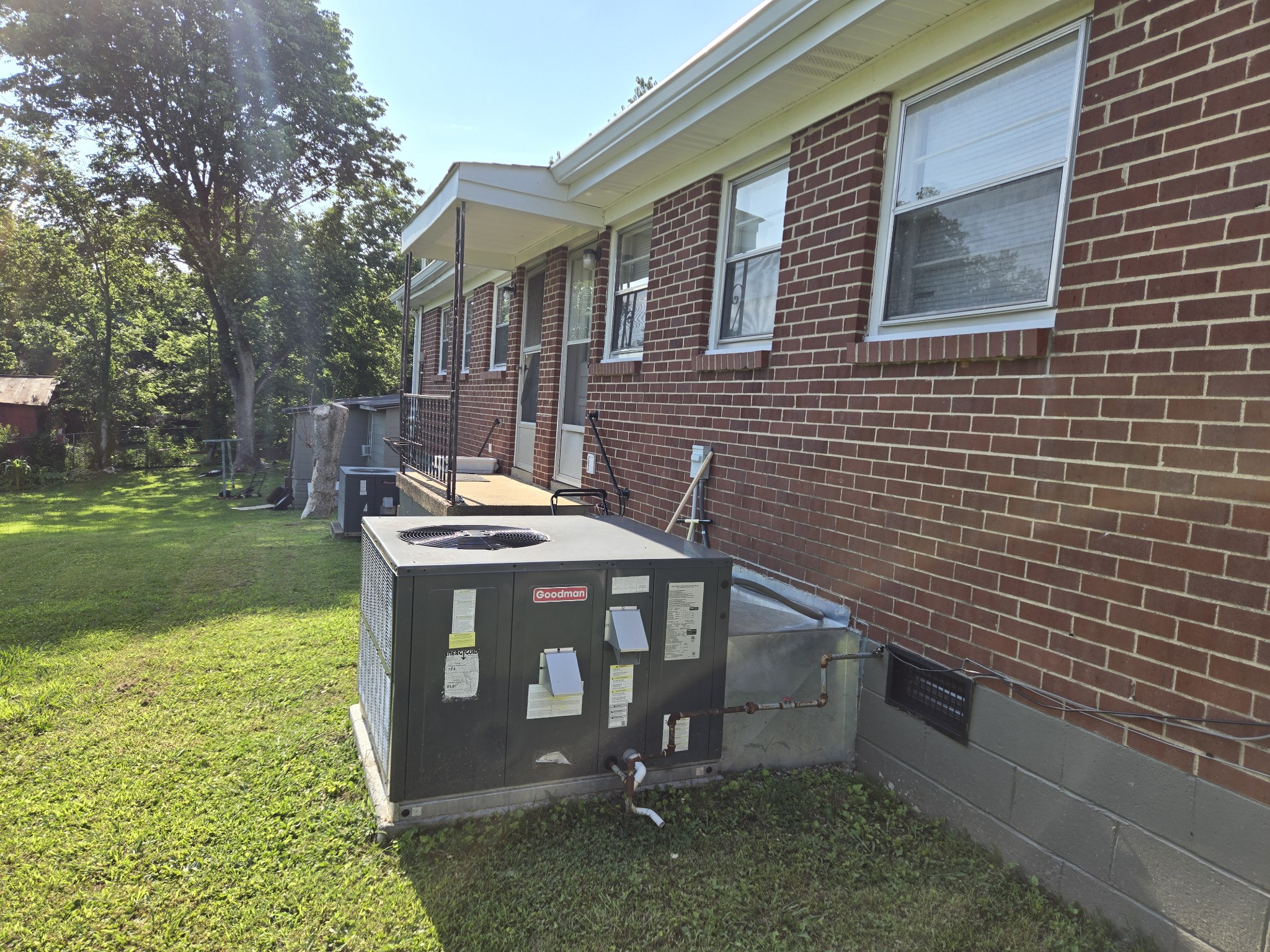 3139 Sunset Drive Springfield, TN 37172 - Photo 8 of 9 a view of a backyard with a garden and outdoor seating
