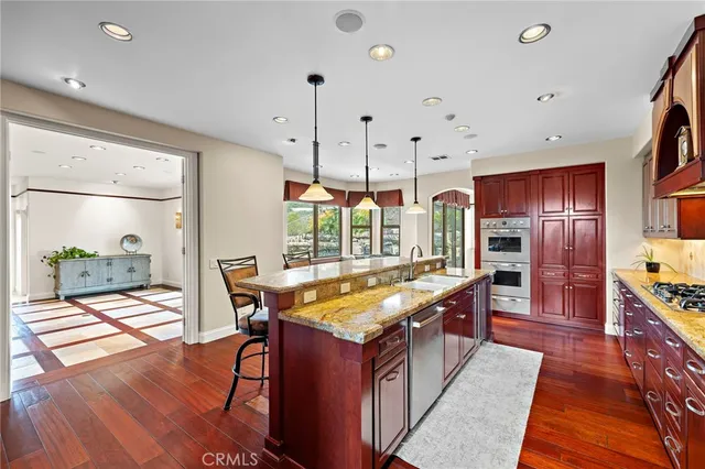 $2,595,000 | 32971 Pinnacle Drive, Trabuco Canyon, CA 92679
