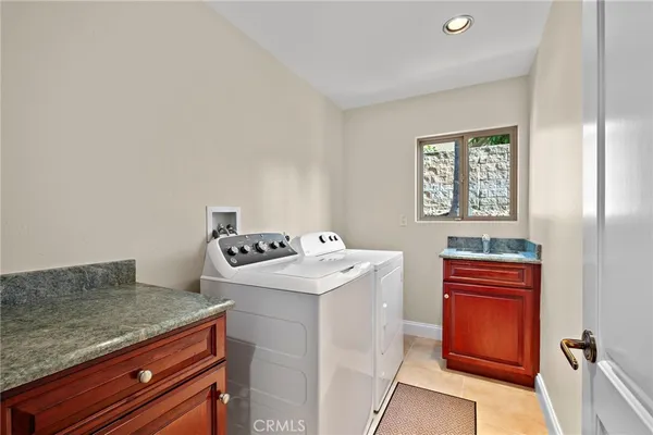$2,595,000 | 32971 Pinnacle Drive, Trabuco Canyon, CA 92679