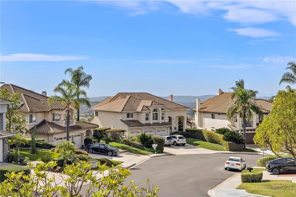 $2,595,000 | 32971 Pinnacle Drive, Trabuco Canyon, CA 92679