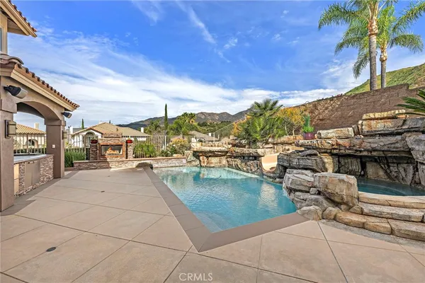 $2,595,000 | 32971 Pinnacle Drive, Trabuco Canyon, CA 92679