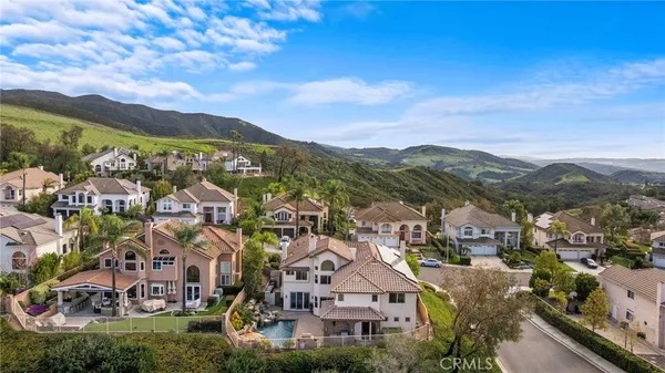 $2,595,000 | 32971 Pinnacle Drive, Trabuco Canyon, CA 92679
