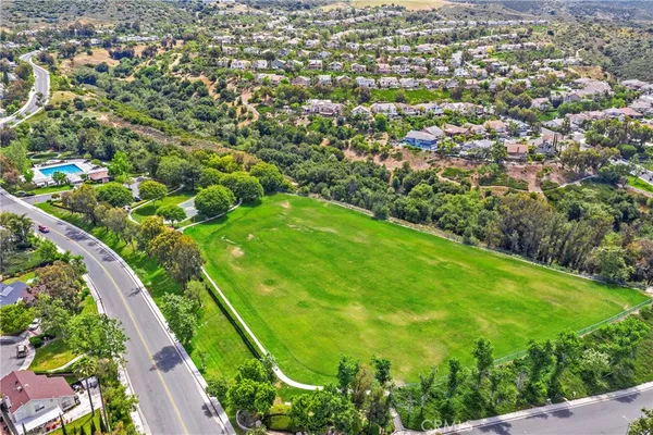$2,595,000 | 32971 Pinnacle Drive, Trabuco Canyon, CA 92679