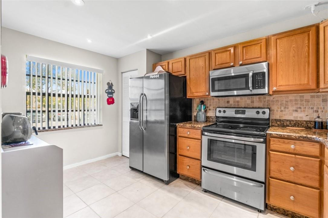 10944 West Sample Road, Unit F1 Coral Springs, FL 33065 - Photo 10 of 25 Photo 10