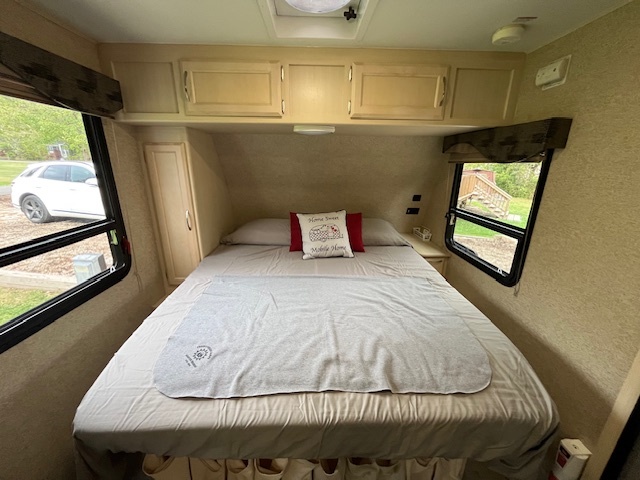2795 East 28th Road Marseilles, IL 61341 - Photo 19 of 62 a bedroom with a bed and wooden floor