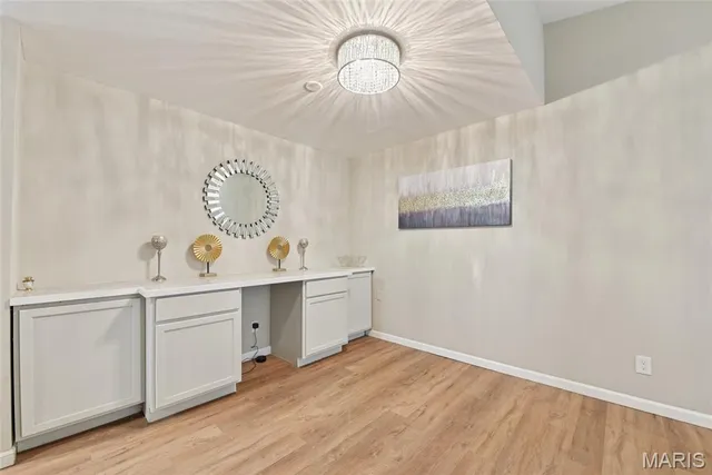 $265,000 | 14 Montauk Drive, St. Louis, MO 63146