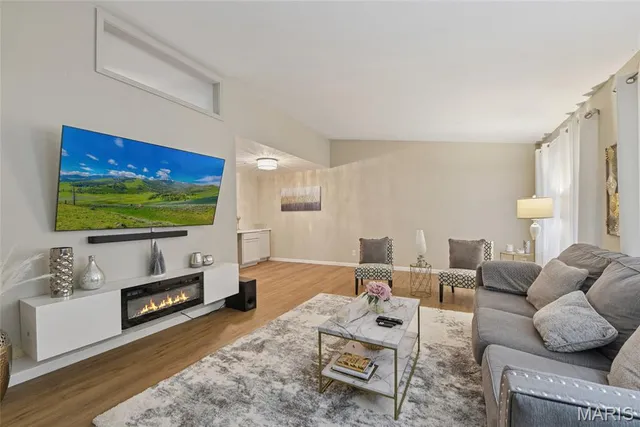 $265,000 | 14 Montauk Drive, St. Louis, MO 63146