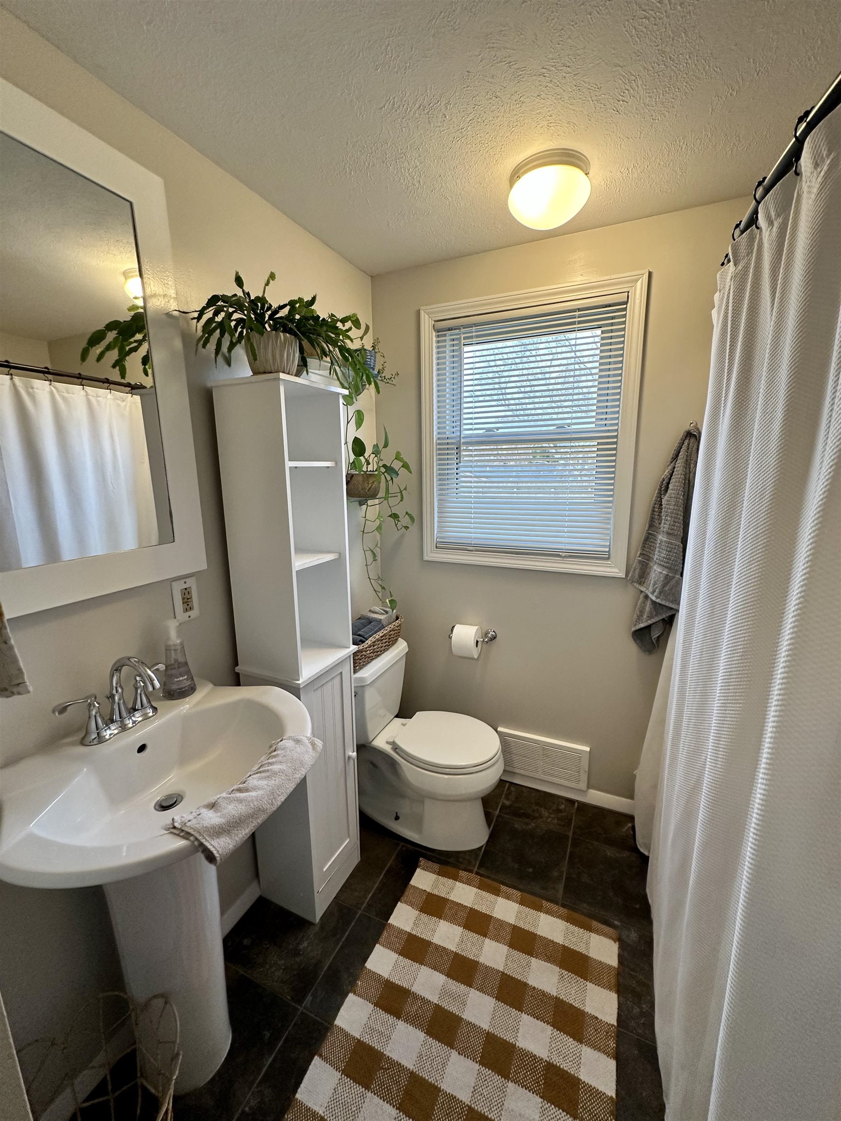 1908 Radcliff Road Traverse City, MI 49685 - Photo 32 of 41