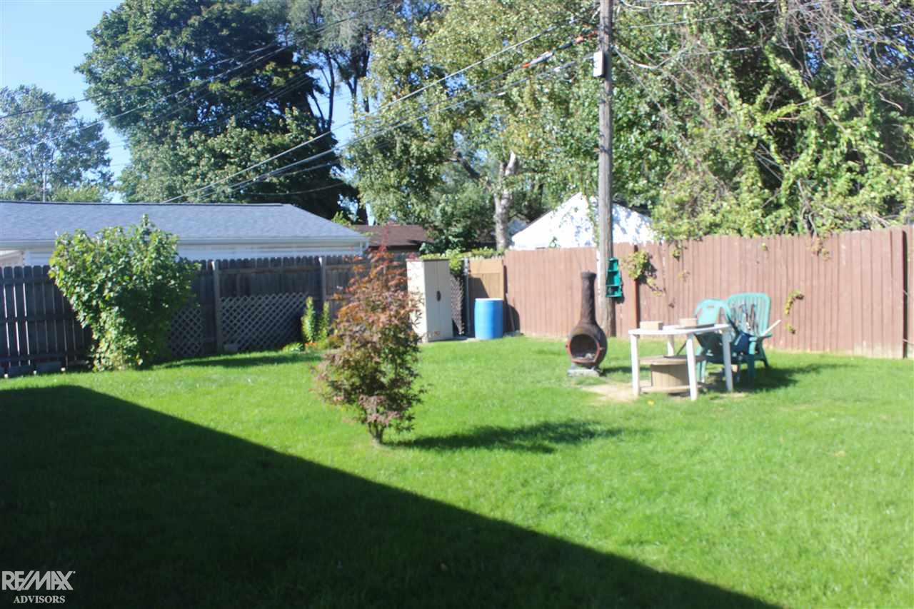 11329 Toepfer Road Warren, MI 48089 - Photo 5 of 20