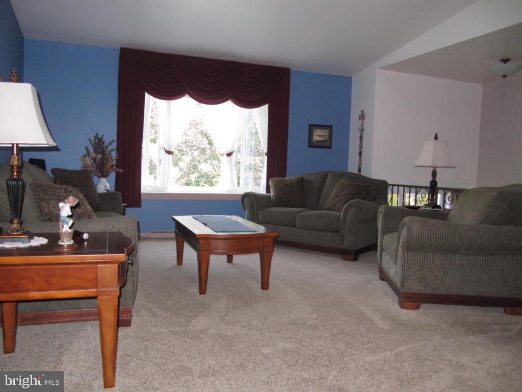 1925 Split Rock Road Lancaster, PA 17601 - Photo 3 of 21 Gallery Image 3