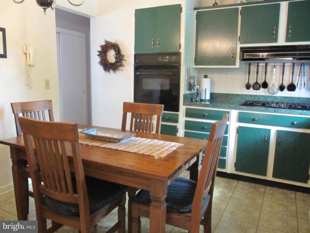 1925 Split Rock Road Lancaster, PA 17601 - Photo 8 of 21 Gallery Image 8