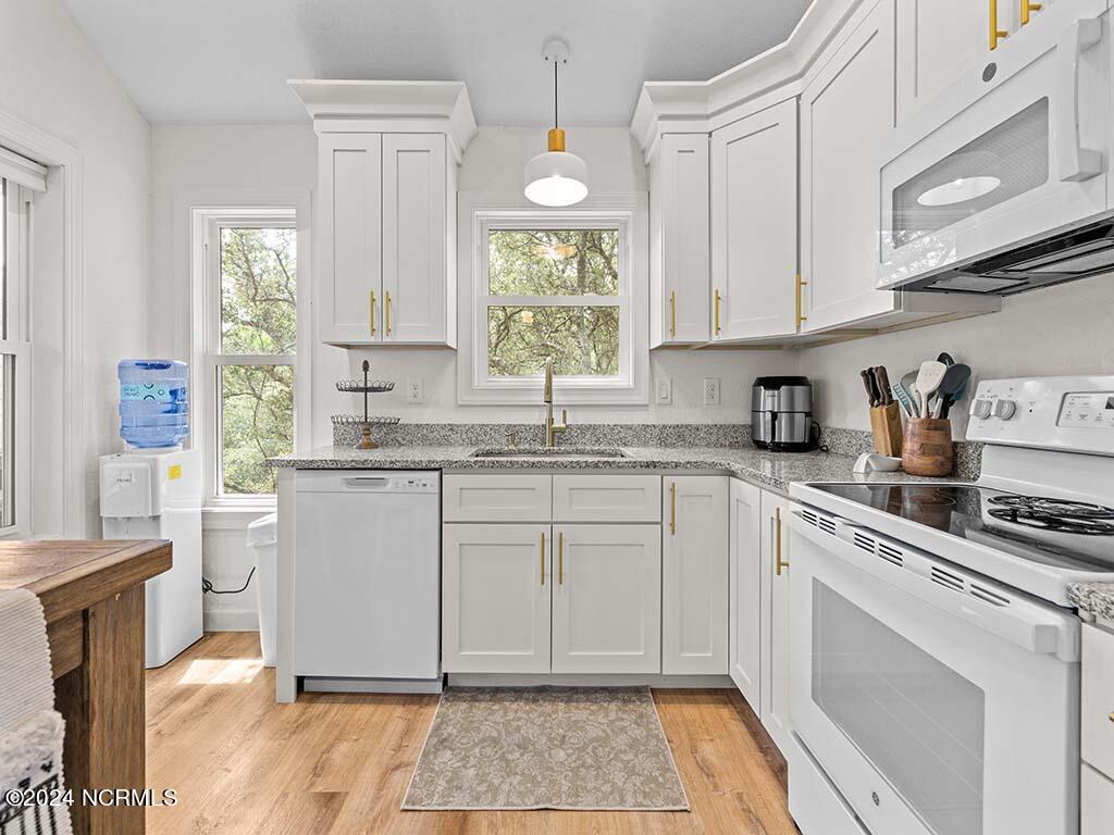 2360 Ocean Sands Road Corolla, NC 27927 - Photo 7 of 40 Kitchen View