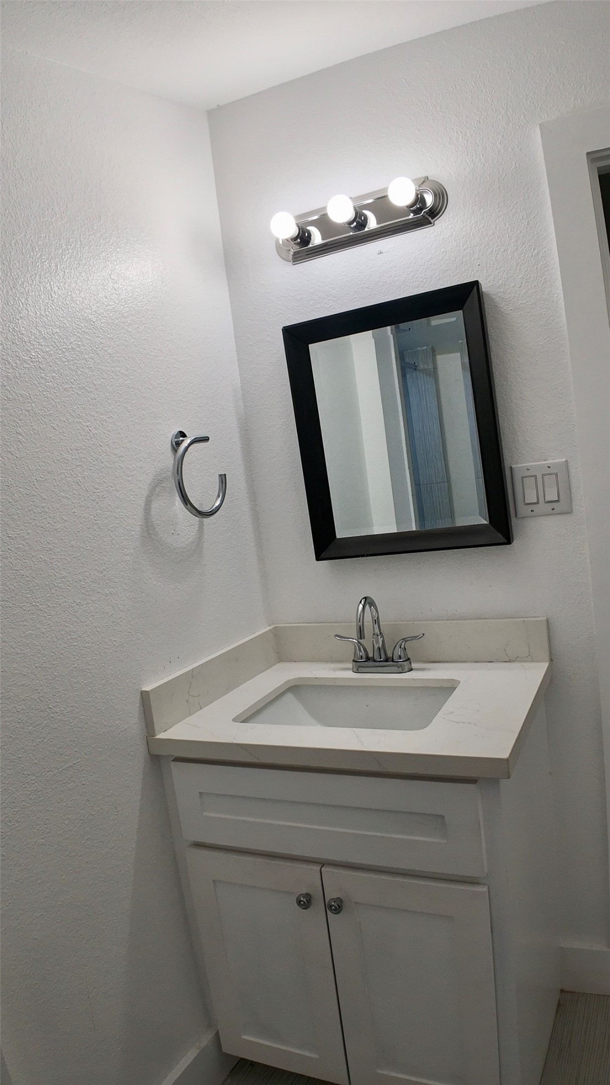 3618 Mainer Street Houston, TX 77021 - Photo 9 of 17 a bathroom with a sink and a mirror