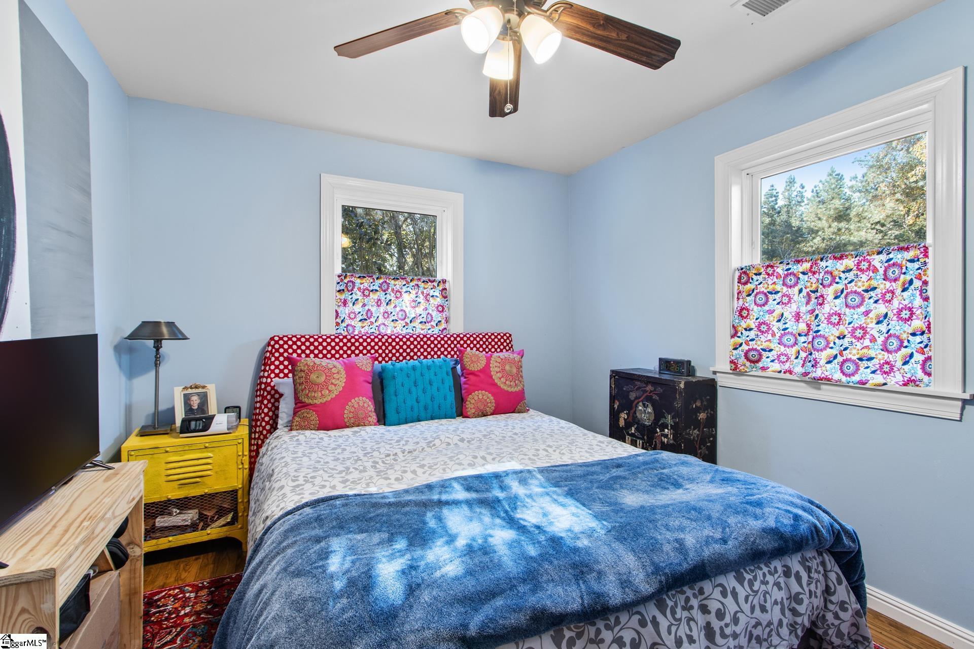 335 Fairview Church Road Kinards, SC 29355 - Photo 7 of 32