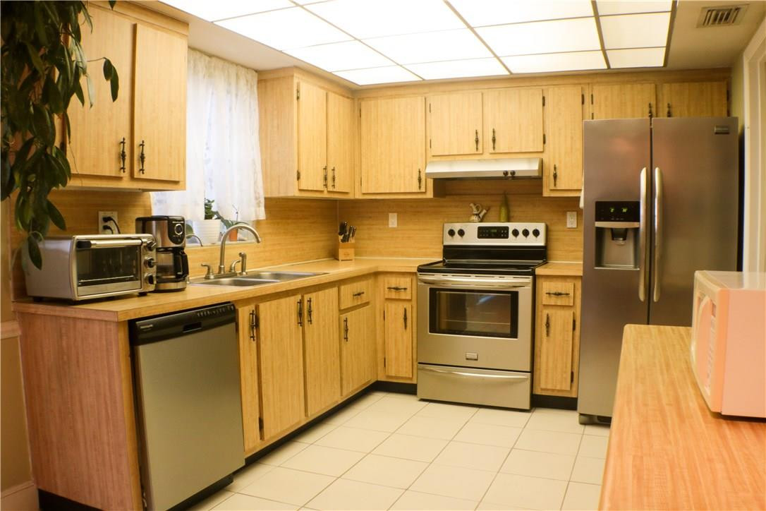 3965 Northwest 9th Avenue Pompano Beach, FL 33064 - Photo 9 of 39 Photo 9