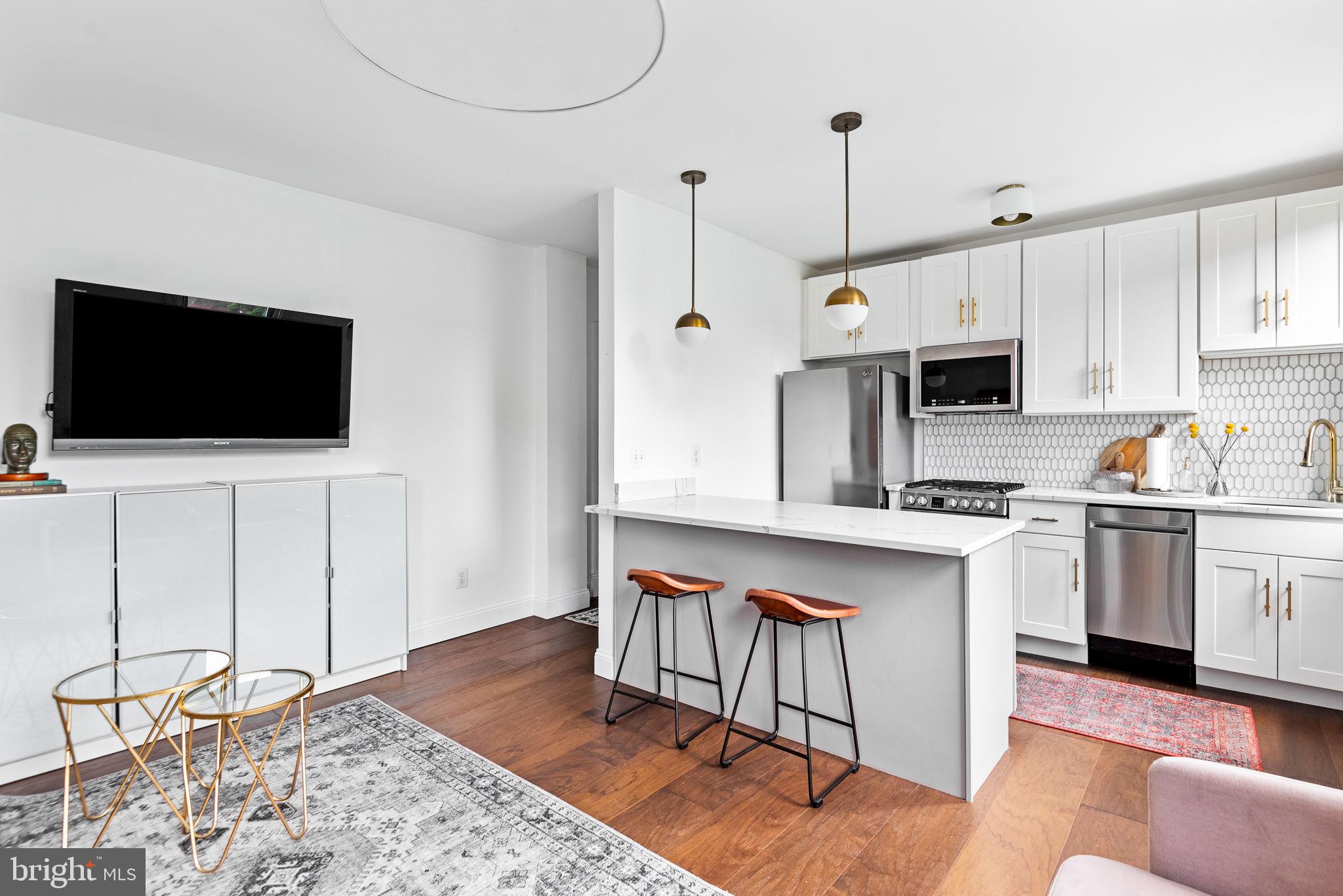 2801 Adams Mill Road Northwest, Unit 407 Washington, DC 20009 - Photo 6 of 35 Gallery Image 6