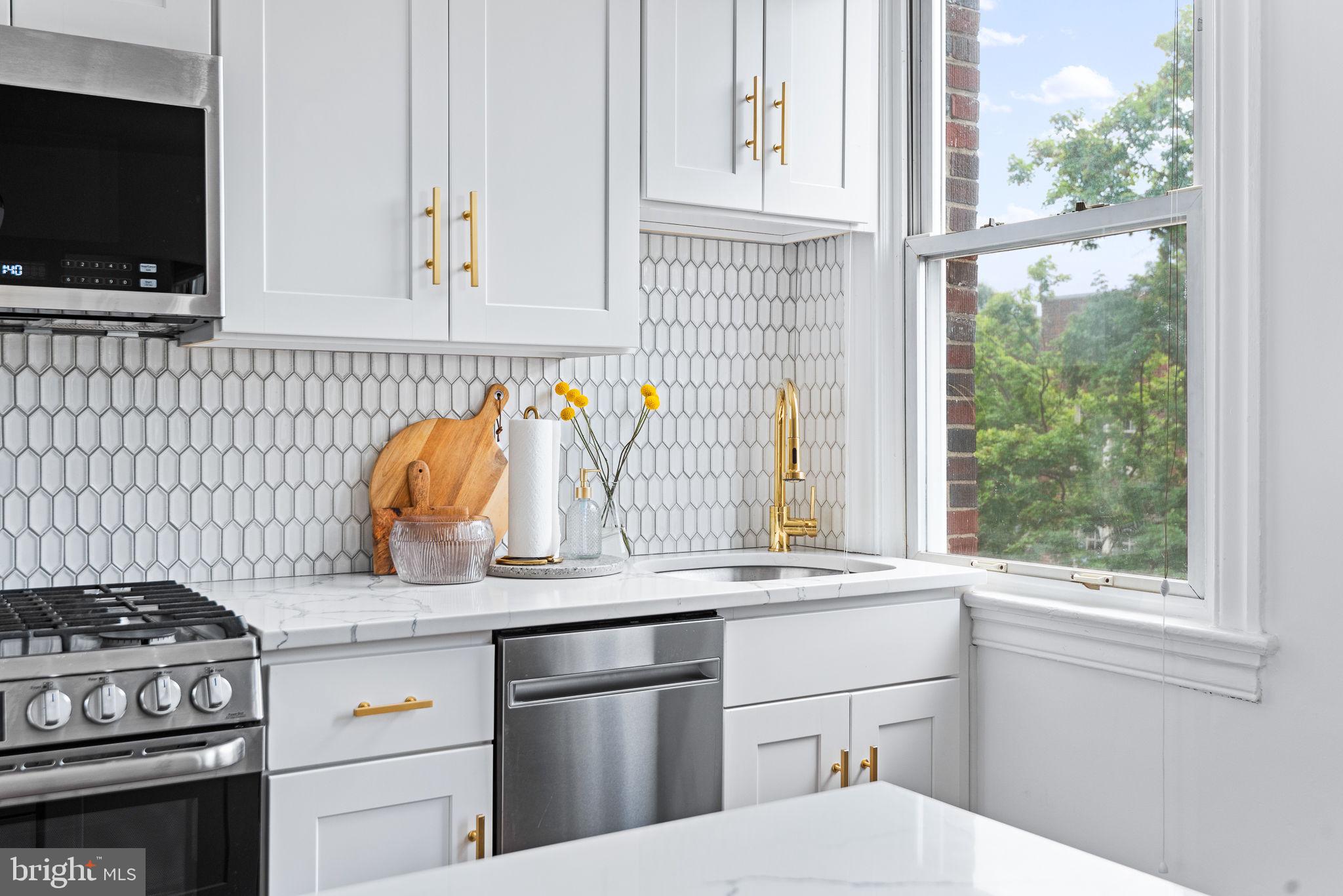 2801 Adams Mill Road Northwest, Unit 407 Washington, DC 20009 - Photo 7 of 35 Gallery Image 7