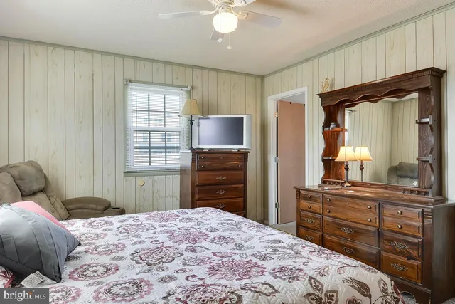 $2,400 | 19948 Church Street, Rehoboth Beach, DE 19971