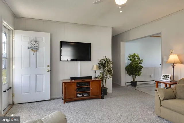 $2,400 | 19948 Church Street, Rehoboth Beach, DE 19971