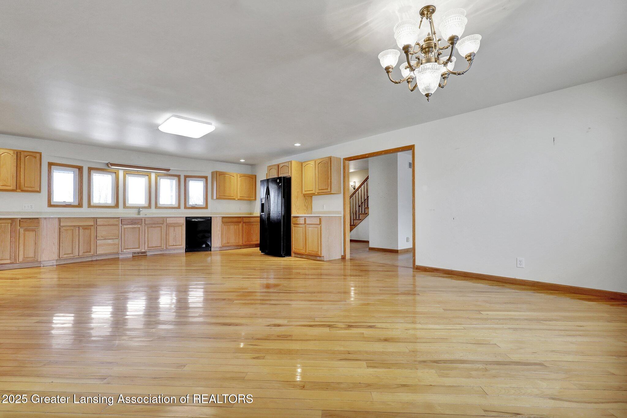 7308 South Royston Road Eaton Rapids, MI 48827 - Photo 14 of 44 33-web-or-mls-Open Ended Media-33