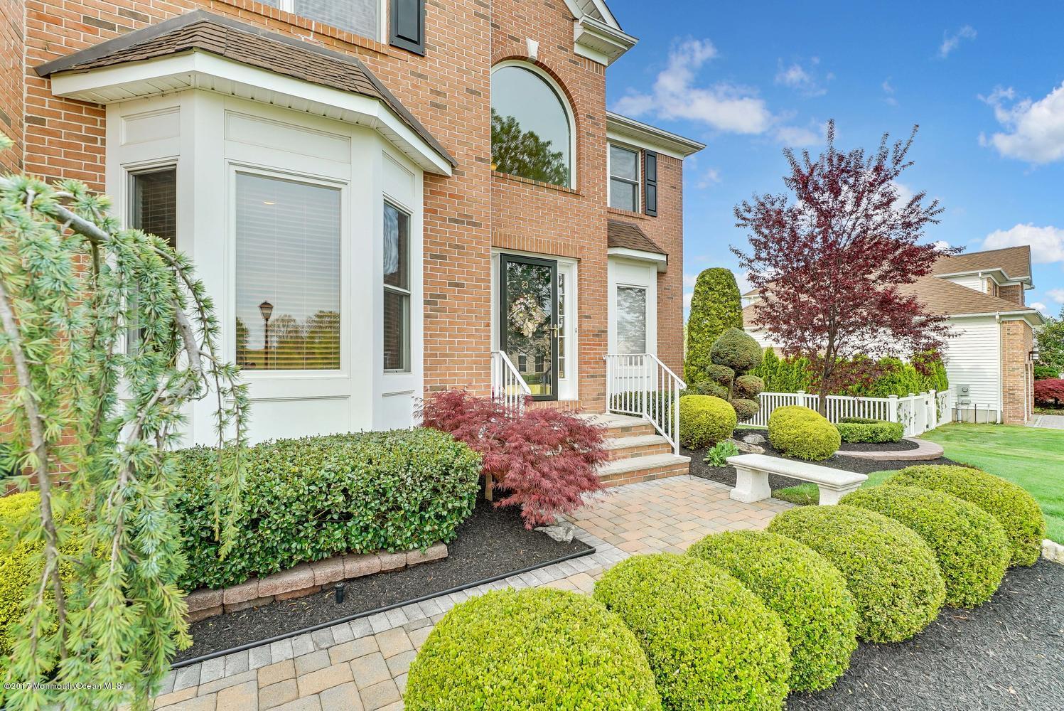 23 Bloomfield Road Manalapan, NJ 07726 - Photo 4 of 48 23 Bloomfield Rd Manalapan-large-005-8-F