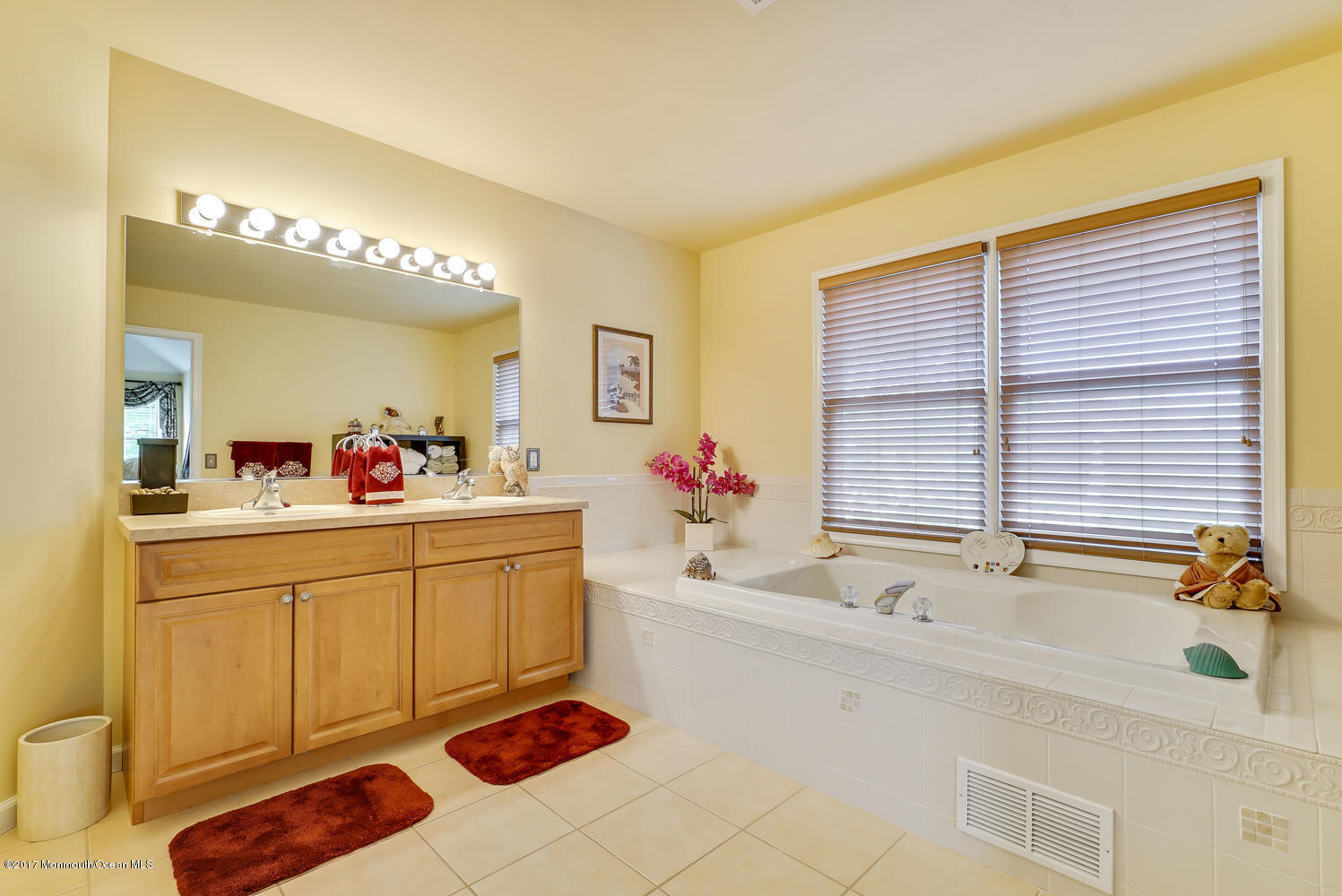 23 Bloomfield Road Manalapan, NJ 07726 - Photo 41 of 48 23 Bloomfield Rd Manalapan-large-042-43-
