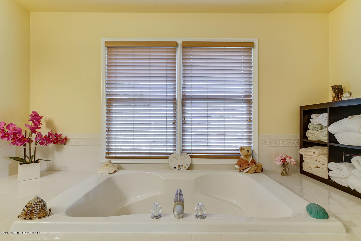 23 Bloomfield Road Manalapan, NJ 07726 - Photo 42 of 48 23 Bloomfield Rd Manalapan-large-043-35-