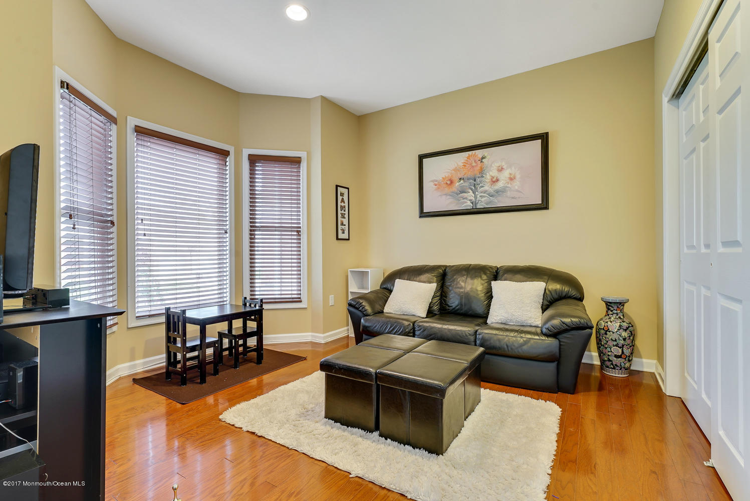 23 Bloomfield Road Manalapan, NJ 07726 - Photo 9 of 48 23 Bloomfield Rd Manalapan-large-010-18-