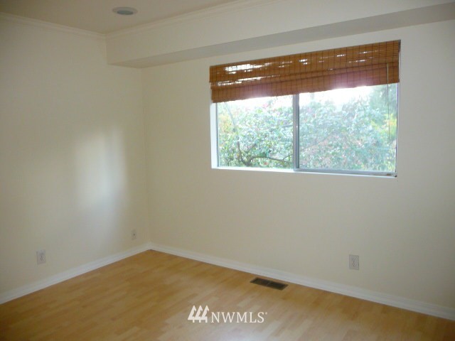 16 217th Place Southeast Bothell, WA 98021 - Photo 4 of 8