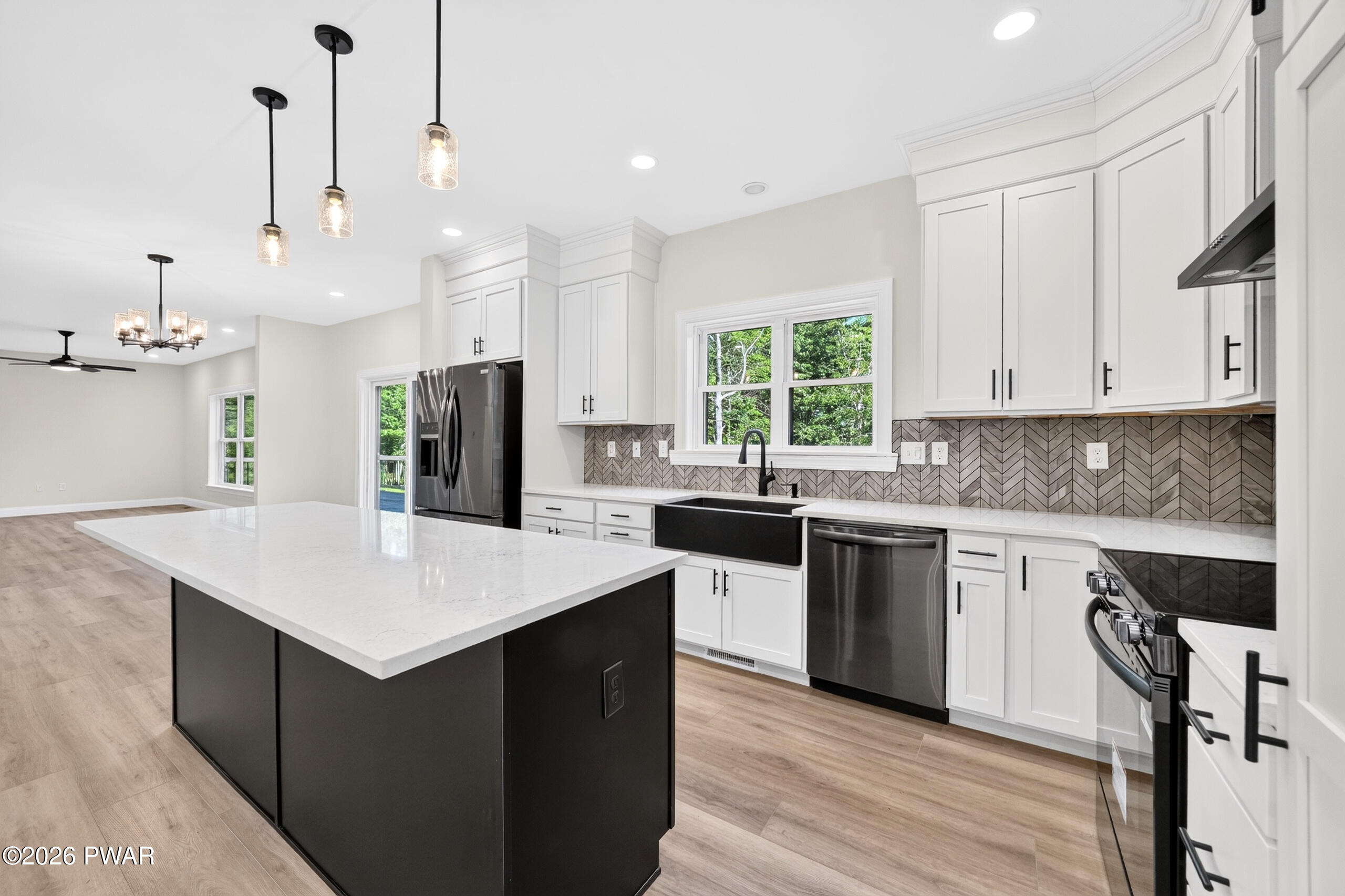 99 Woodland Drive Lake Ariel, PA 18436 - Photo 5 of 57